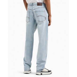 Джинсы Armani Exchange