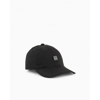 Бейсболка Armani Exchange