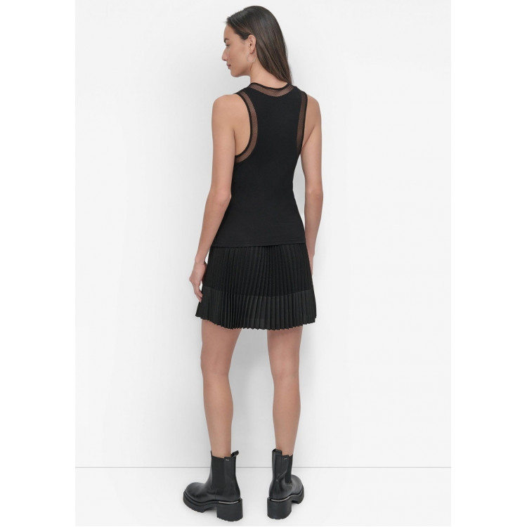 Топ DKNY