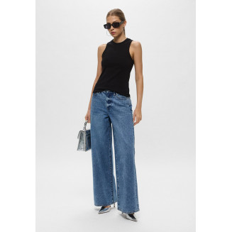 Джинсы DKNY