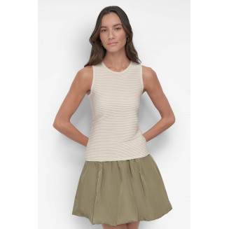 Топ DKNY