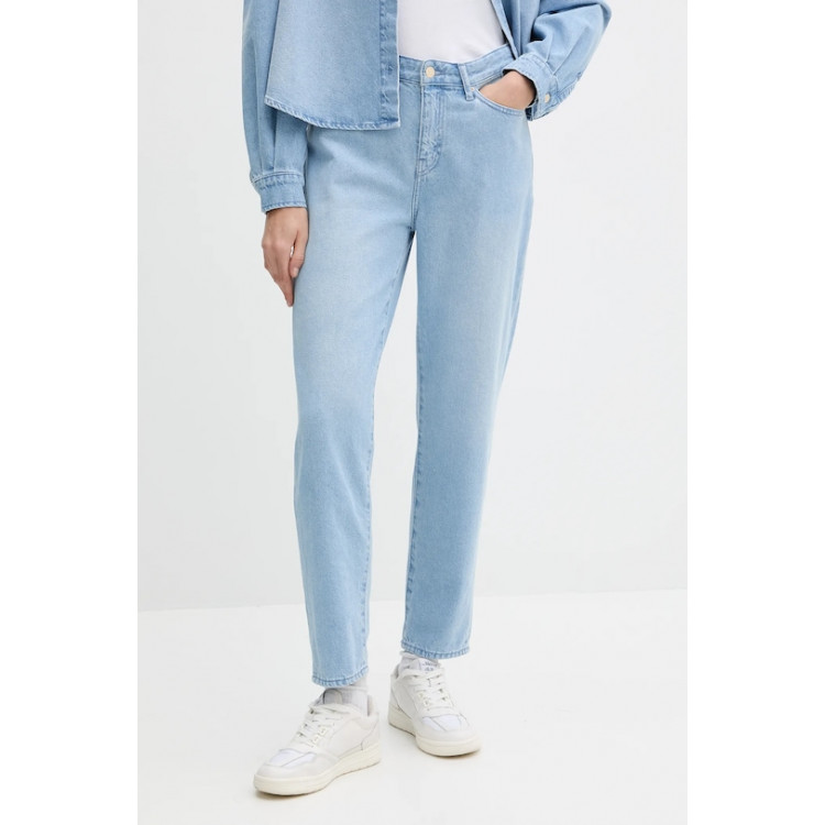 Джинсы Armani Exchange