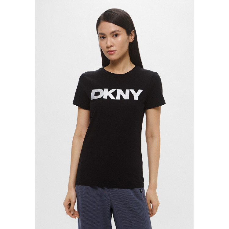 Футболка DKNY
