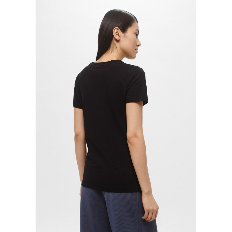 Футболка DKNY