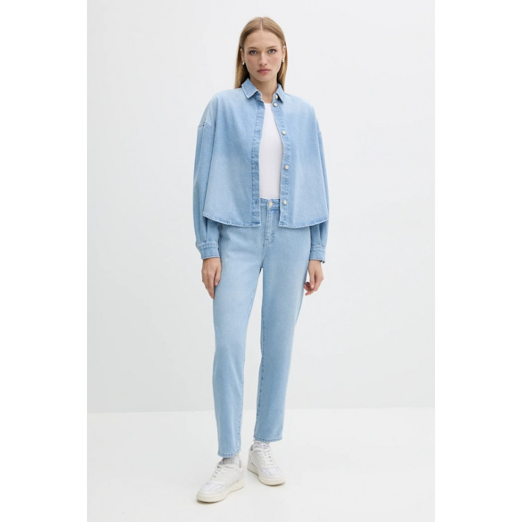 Джинсы Armani Exchange