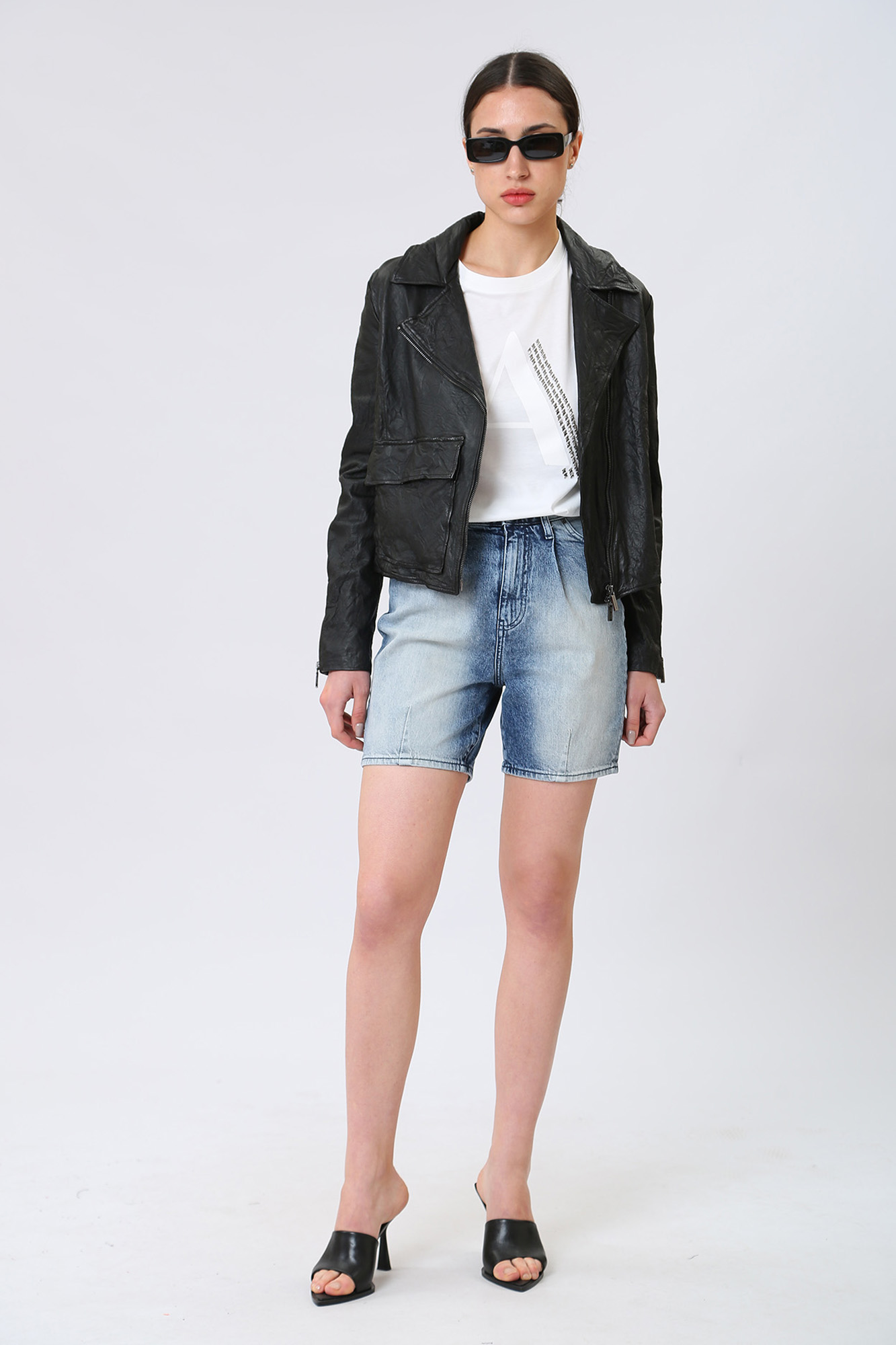Шорты Armani Exchange