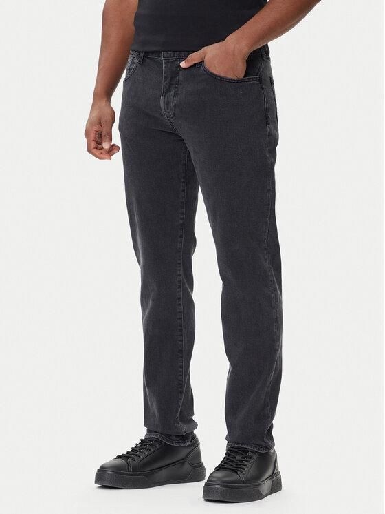 Джинсы Armani Exchange