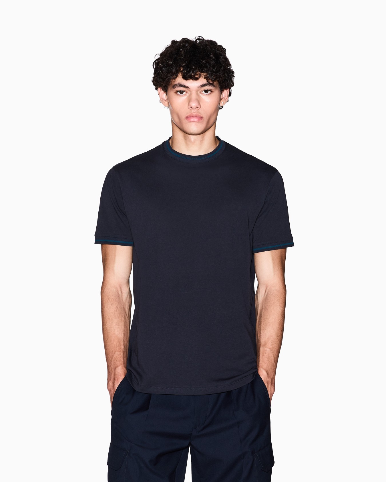 Футболка Armani Exchange