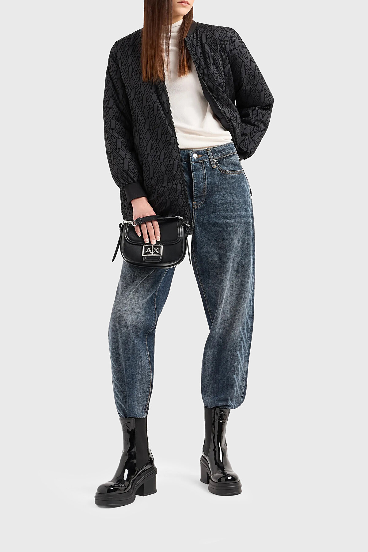 Джинсы Armani Exchange